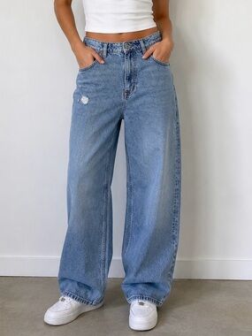 H&M &Denim Women’s Baggy High Waist Jeans Size 6 Light Wash 90s Y2K